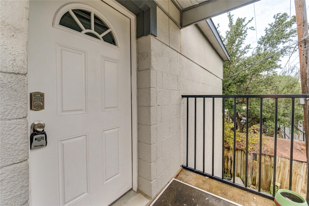 4323 Continental Drive - Photo 23