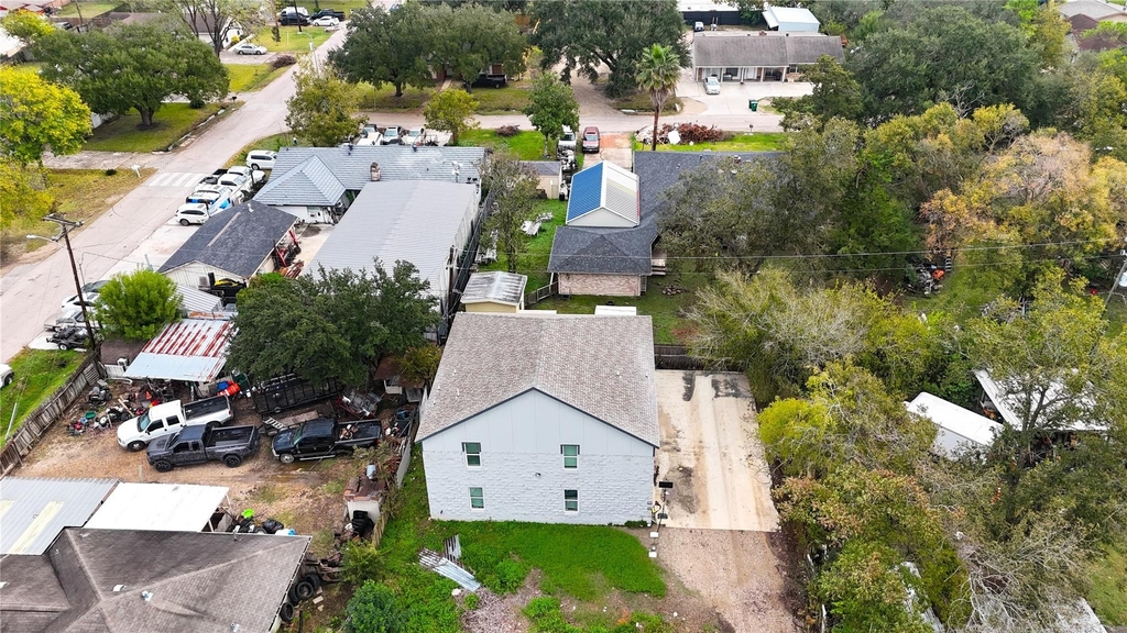 4323 Continental Drive - Photo 34