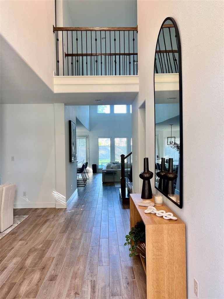 176 Sweeping Valley Drive - Photo 17