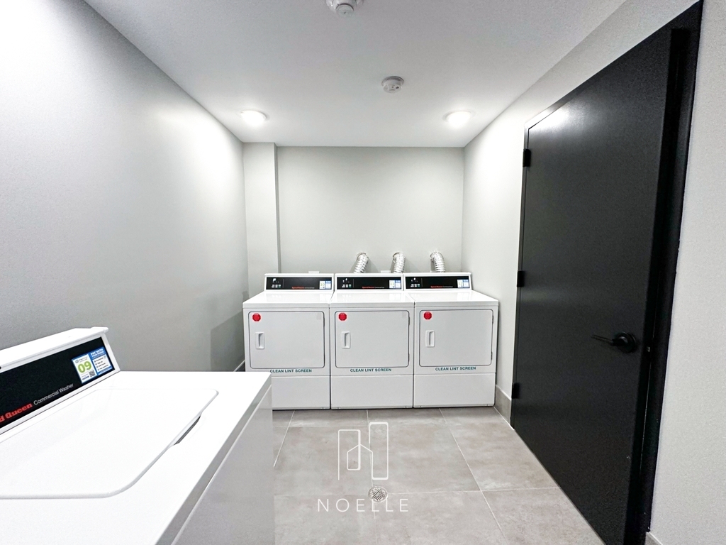 1042 President Street - Photo 10