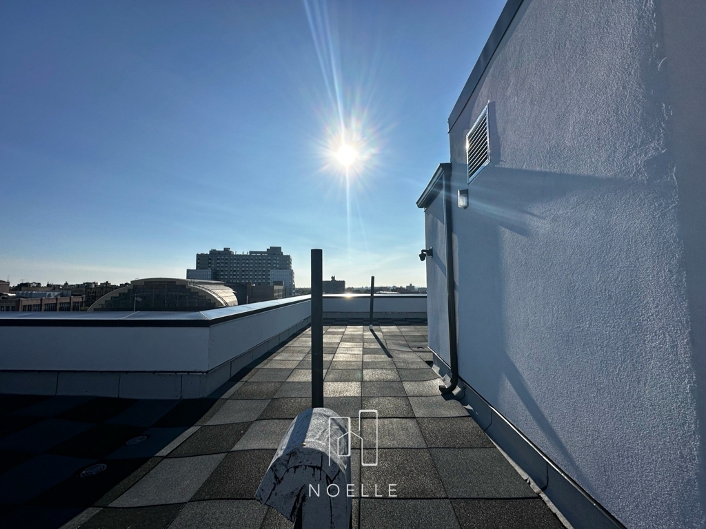 1042 President Street - Photo 13