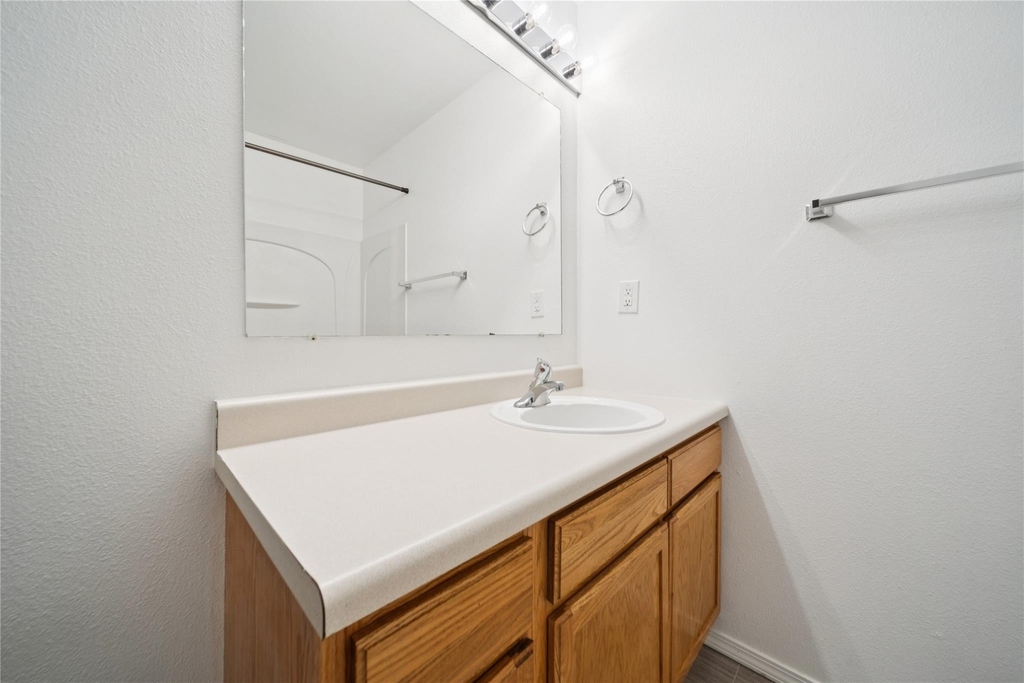 9905 William Jones Circle Unit 2 - Photo 37