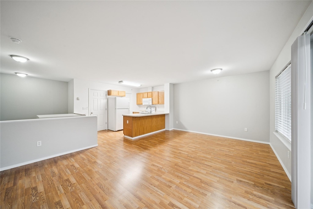 9905 William Jones Circle Unit 2 - Photo 30