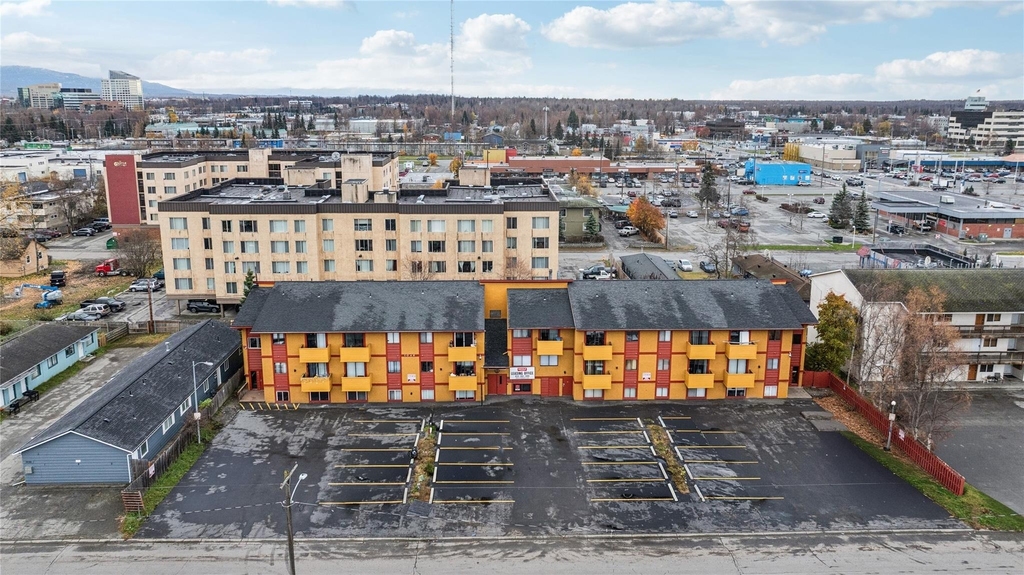 1046 W 26th Ave - Photo 1
