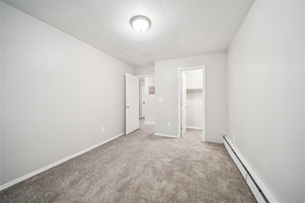 1046 W 26th Ave - Photo 25