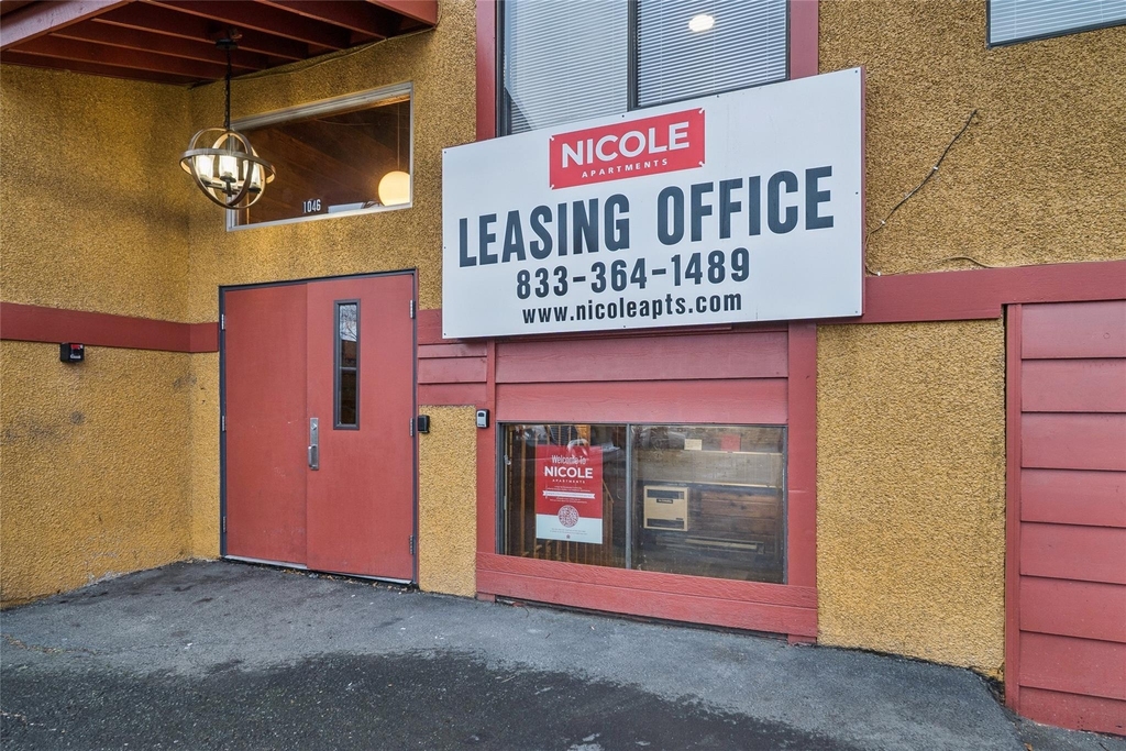 1046 W 26th Ave - Photo 14