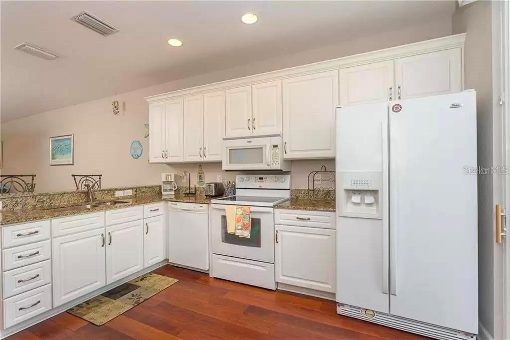 8920 Duval Lane - Photo 9