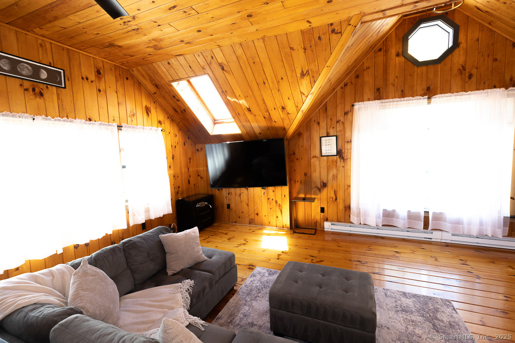 48 Swan Avenue - Photo 17