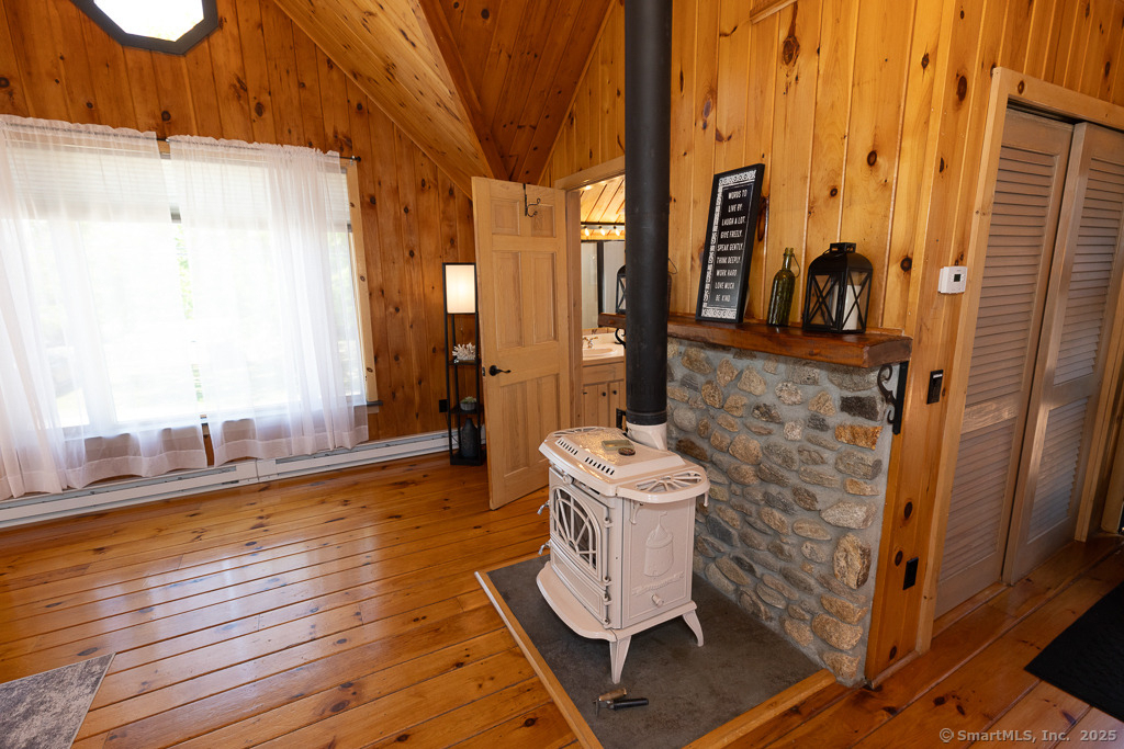 48 Swan Avenue - Photo 15