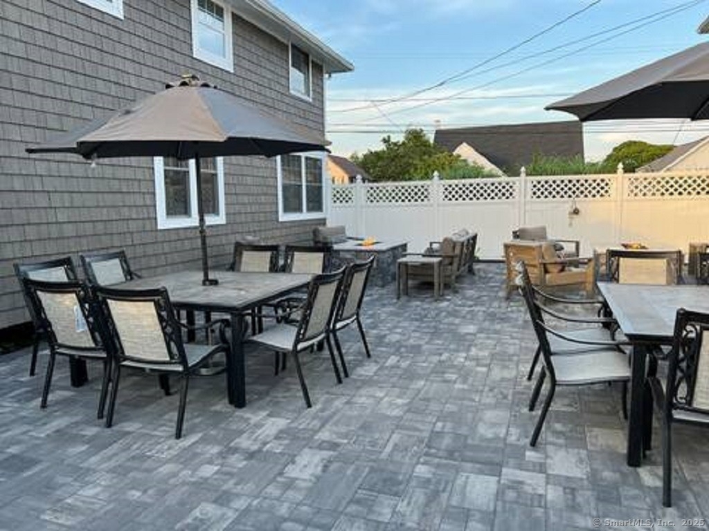 55 Swan Avenue - Photo 35