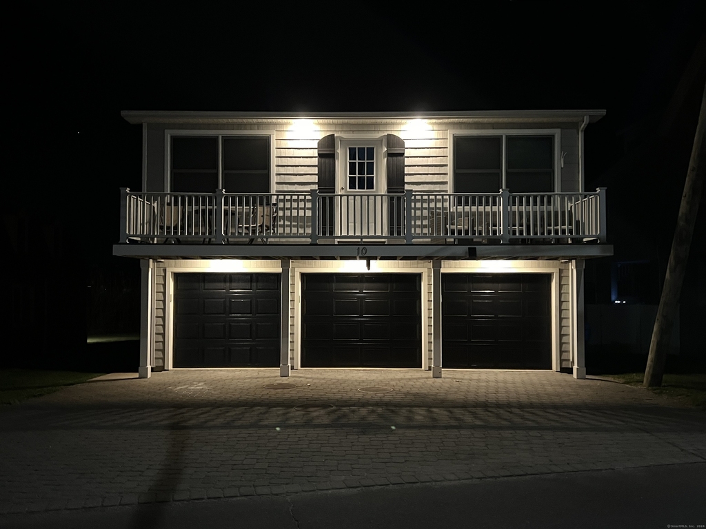 10 Groveway - Photo 0