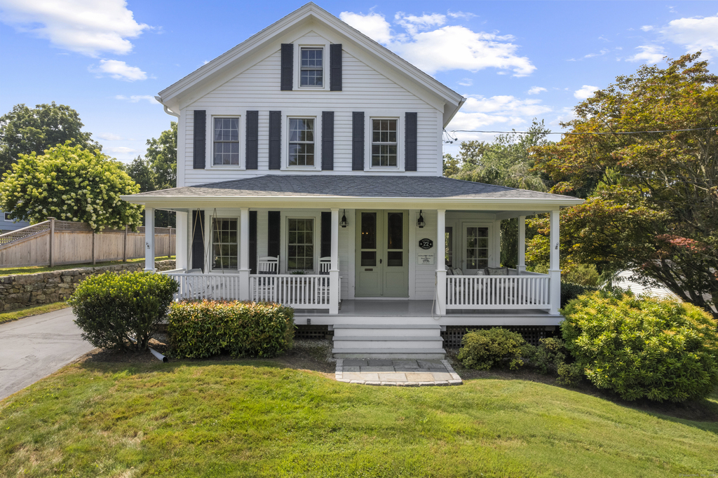 22 School St (mystic) - Photo 0