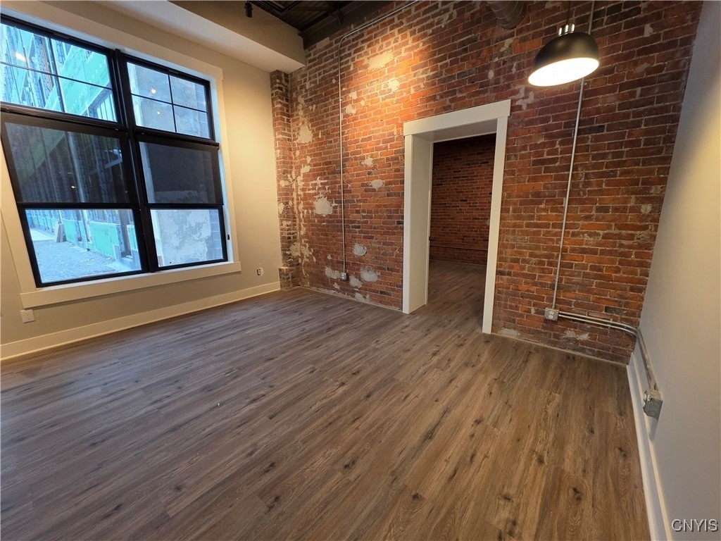 100 Buckley Road - Photo 14