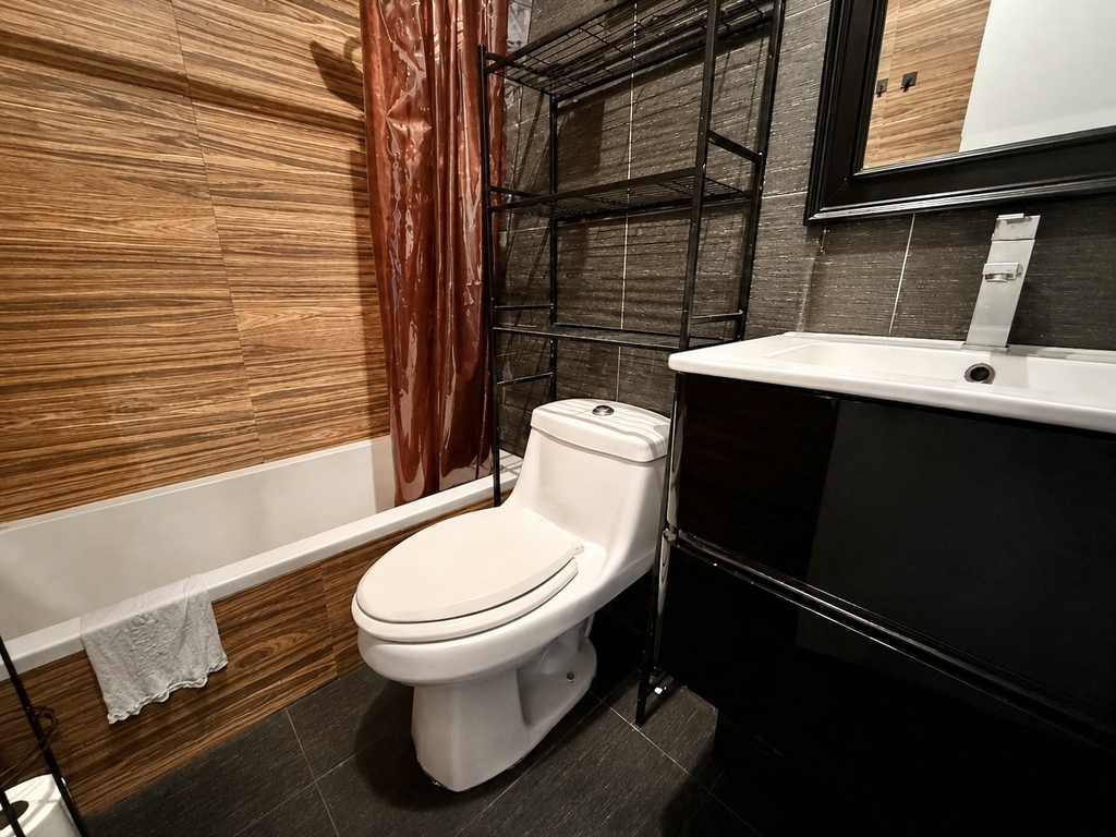 556 Kosciuszko Street - Photo 10