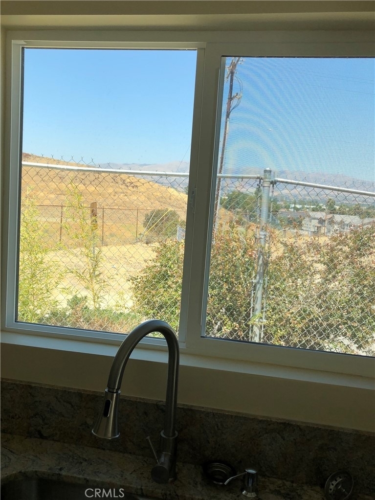 9019 Farralone Avenue - Photo 8