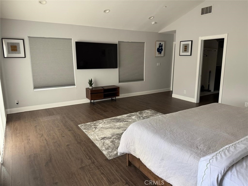 22237 Buena Ventura Street - Photo 5