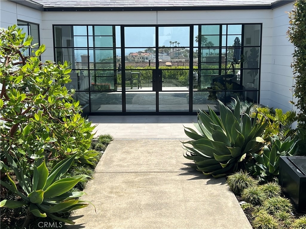 809 Emerald Bay - Photo 1