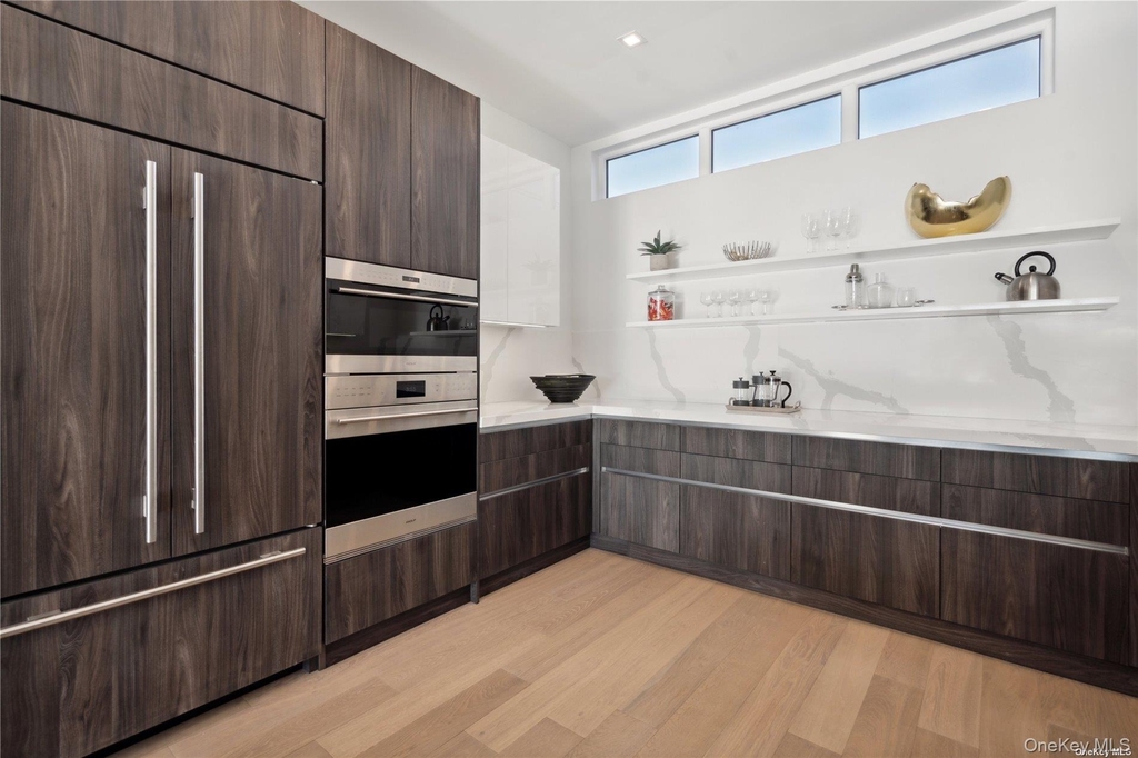 10 Shore Road - Photo 16