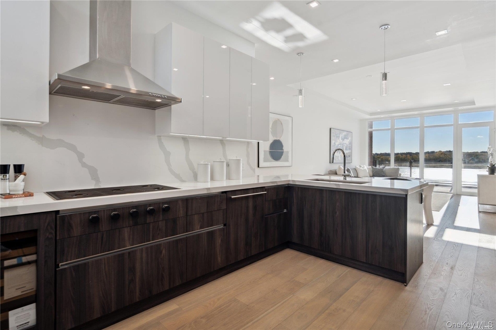 10 Shore Road - Photo 15