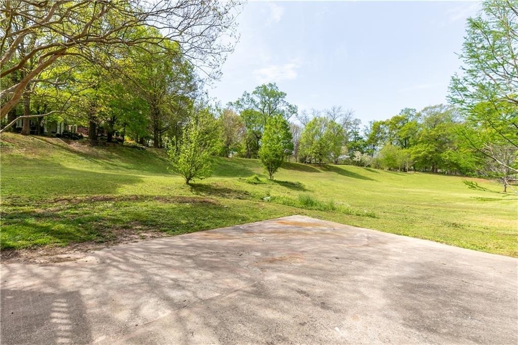1031 Austin Avenue Ne - Photo 31