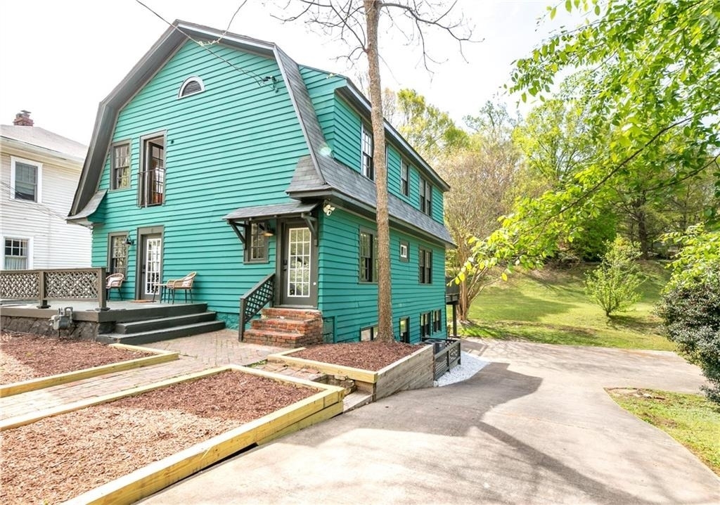 1031 Austin Avenue Ne - Photo 32