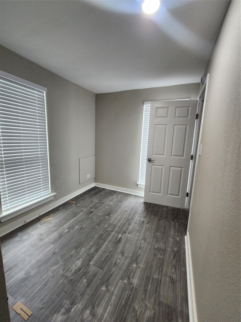 6203 Hoffman Street - Photo 6