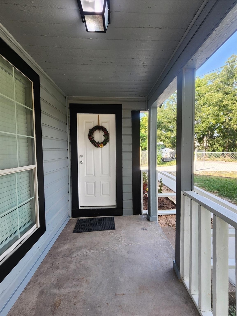 6203 Hoffman Street - Photo 2