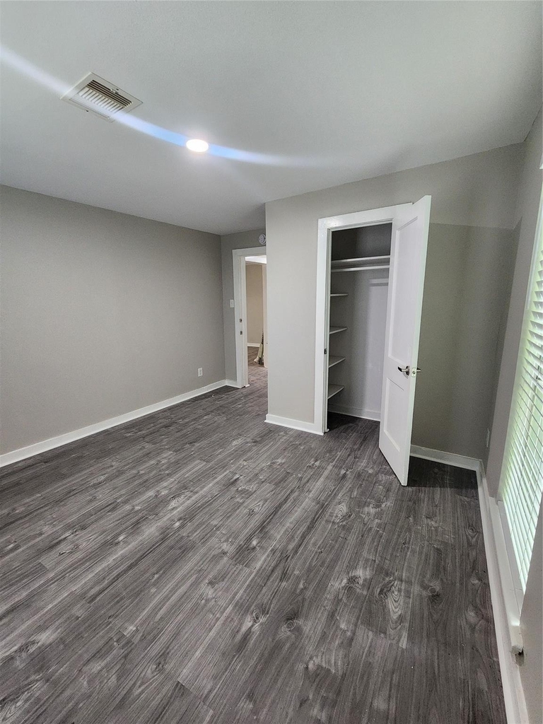 6203 Hoffman Street - Photo 9