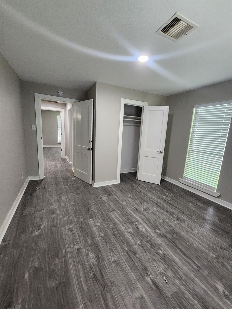 6203 Hoffman Street - Photo 8