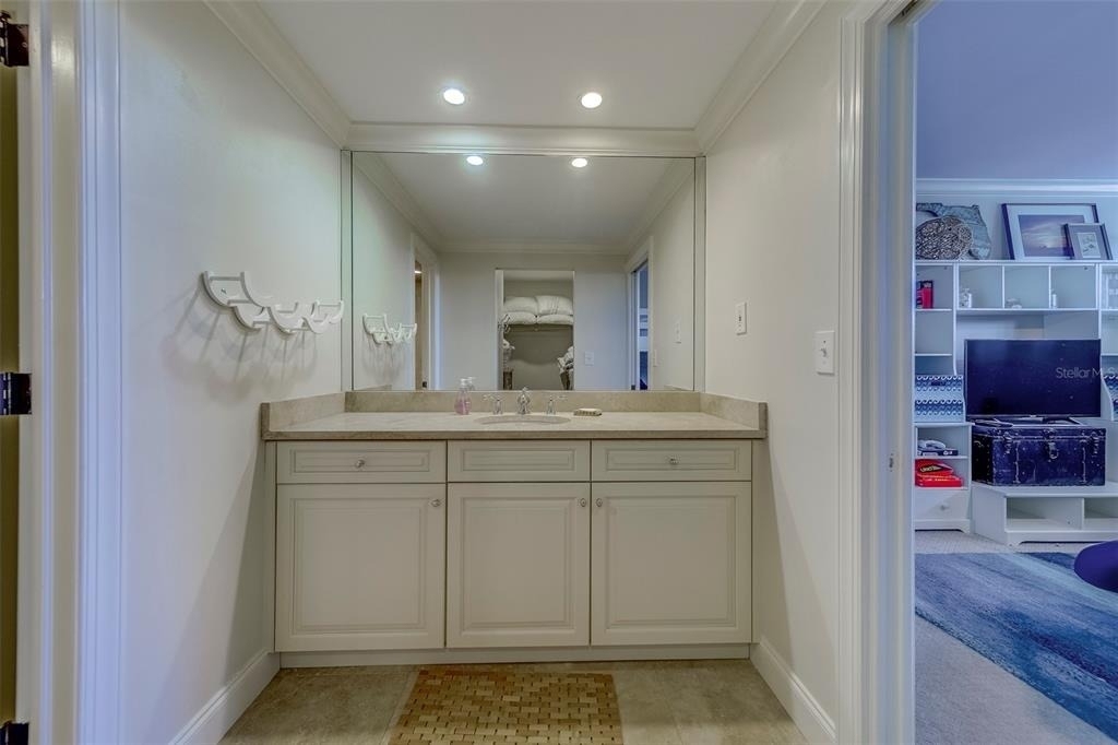 2250 Gulf Boulevard - Photo 25