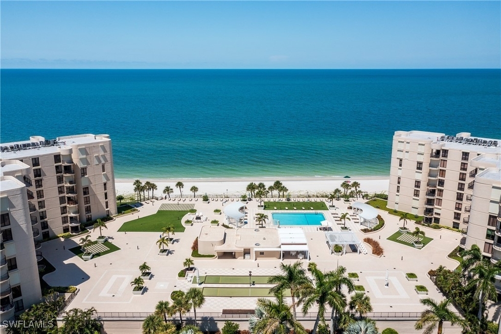 3115 Gulf Shore Boulevard N - Photo 2