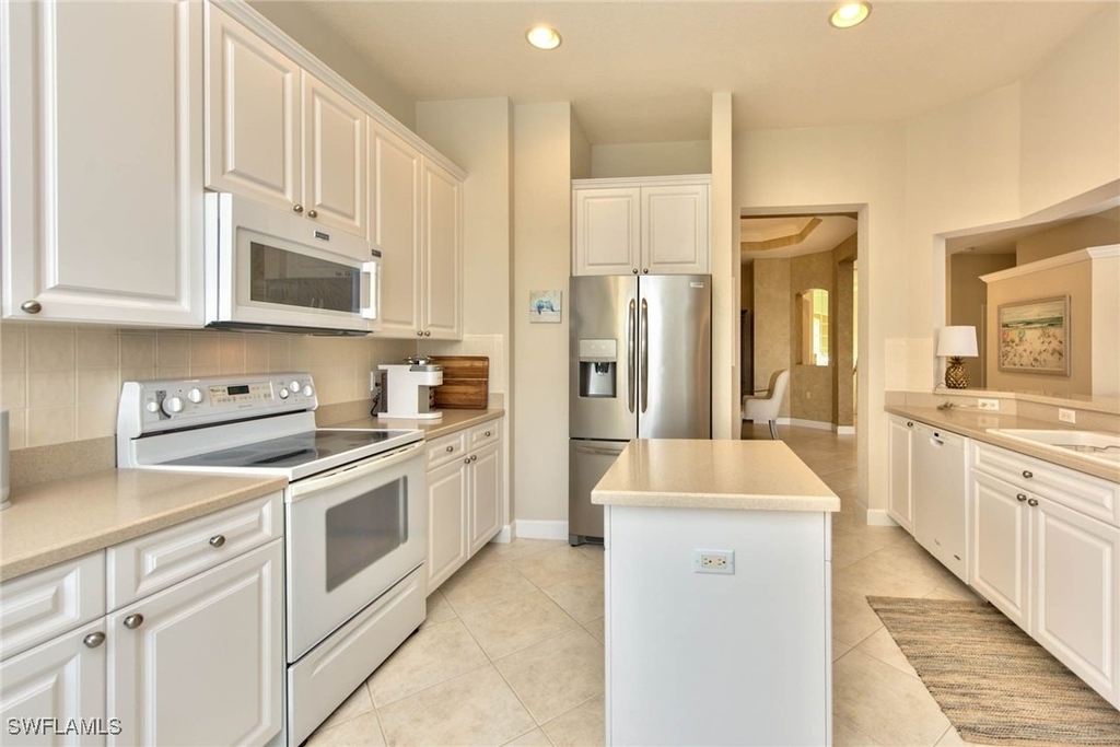 9657 Cypress Hammock Circle - Photo 11