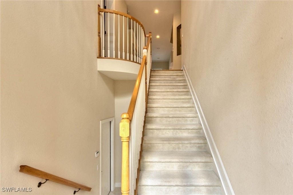 9657 Cypress Hammock Circle - Photo 4
