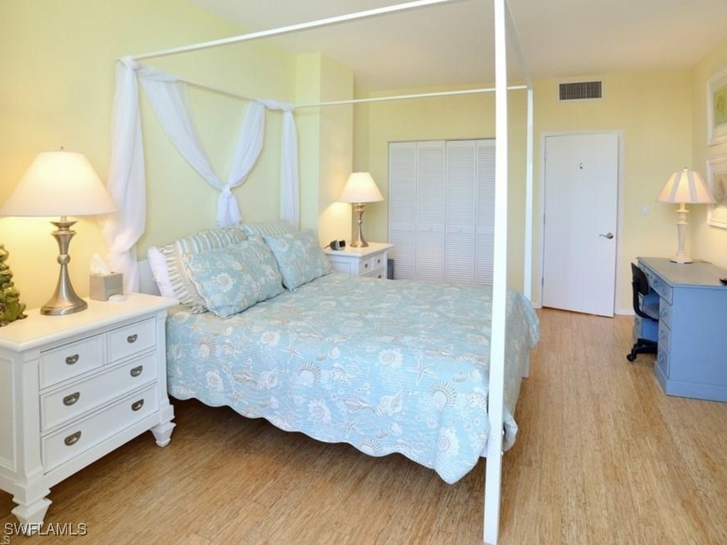 4001 Gulf Shore Boulevard N - Photo 8