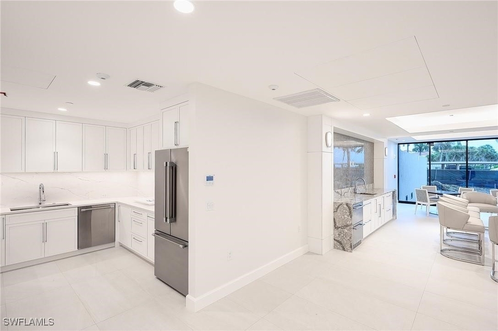 4001 Gulf Shore Boulevard N - Photo 21