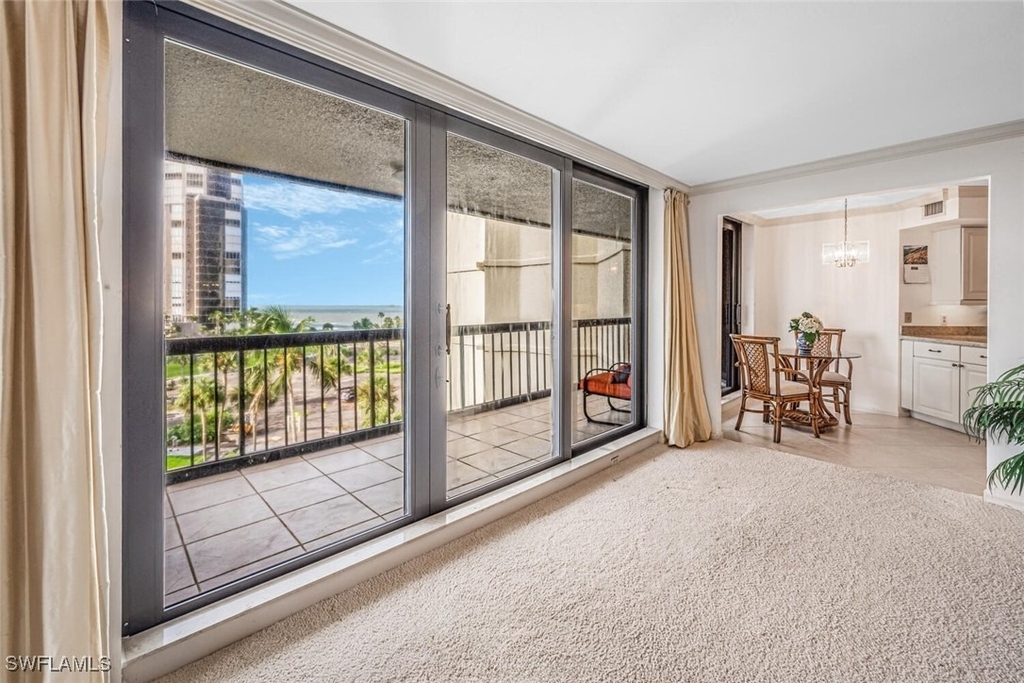 4551 Gulf Shore Boulevard N - Photo 4