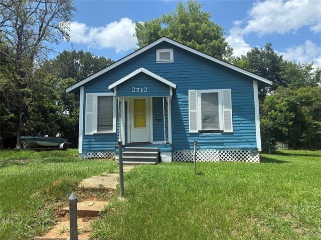 2712 Ashton Street - Photo 1