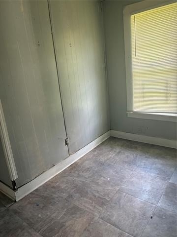 2712 Ashton Street - Photo 3