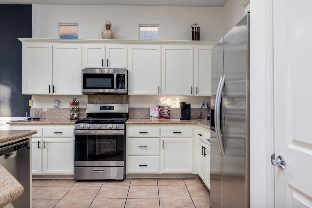 49527 Wayne Street - Photo 21