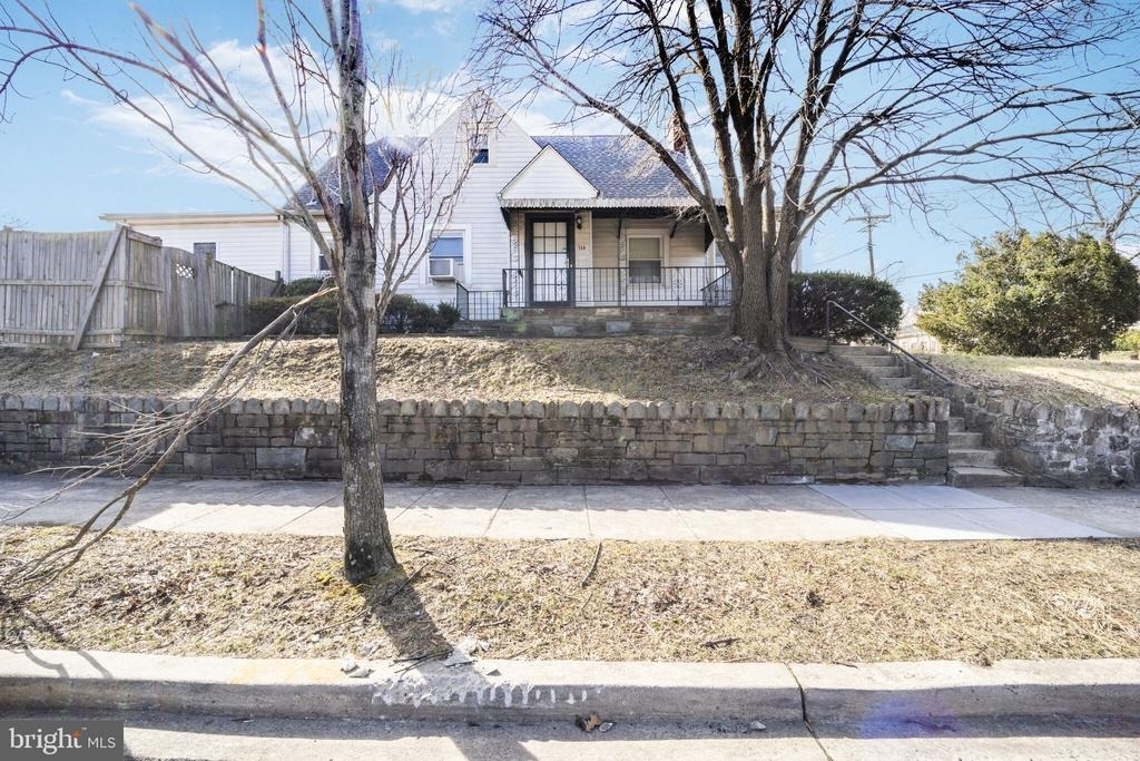 114 Sheridan Street Nw - Photo 0