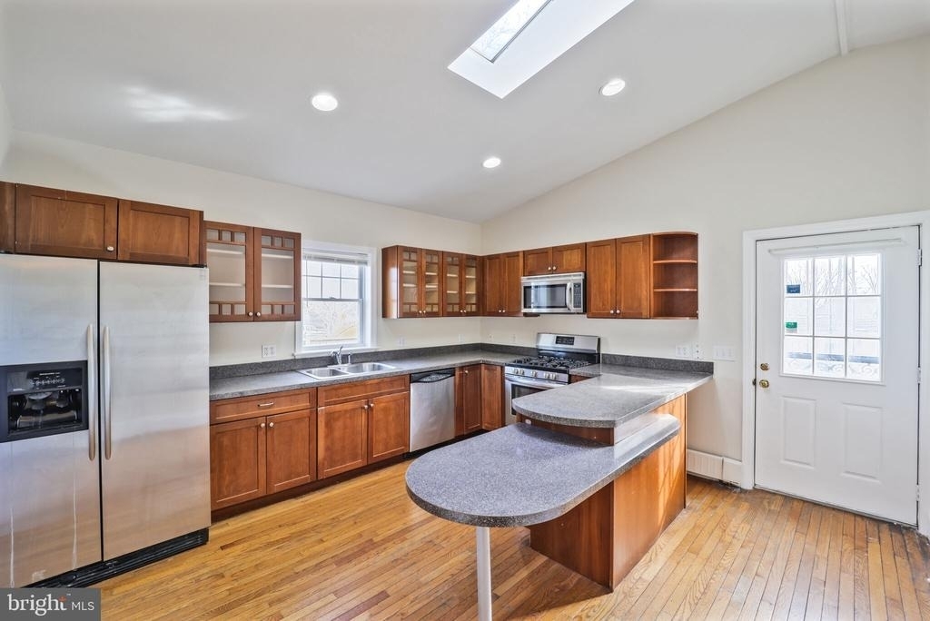 114 Sheridan Street Nw - Photo 4