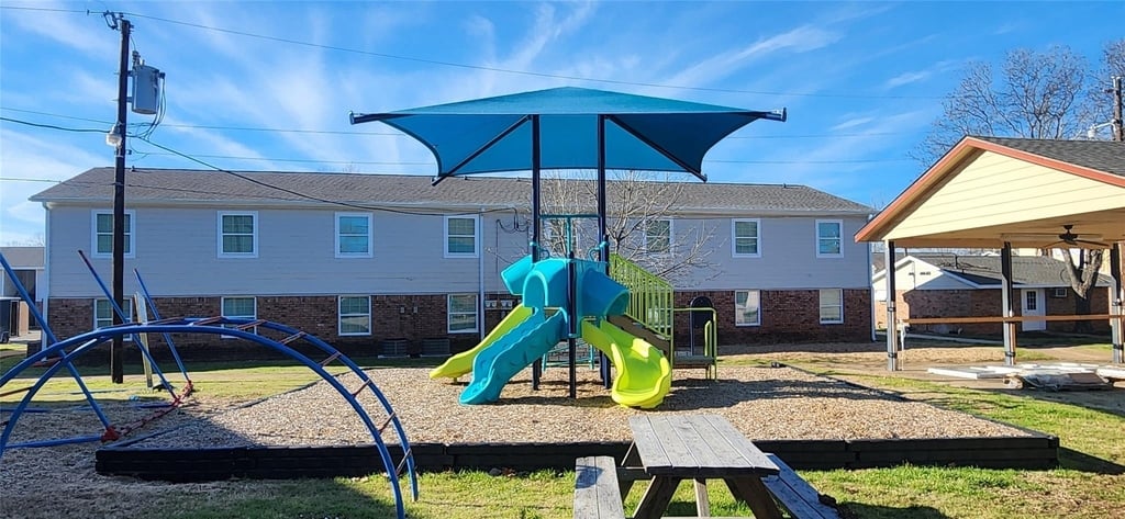 298 W Avenue A - Photo 2