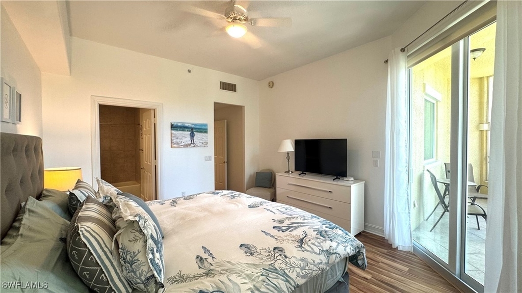 2738 Tiburon Boulevard E - Photo 15