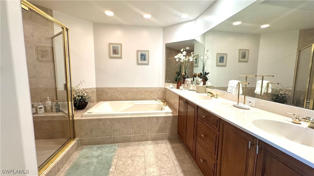 2738 Tiburon Boulevard E - Photo 13