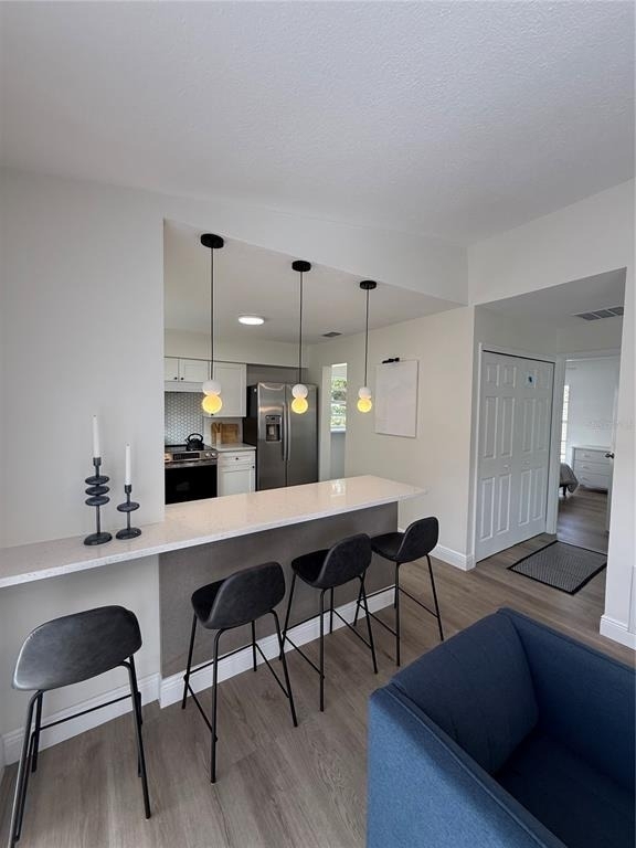 2414 Center Avenue - Photo 2