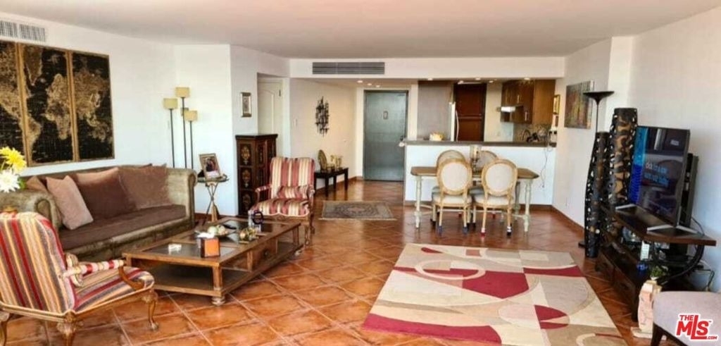 4335 Marina City - Photo 2
