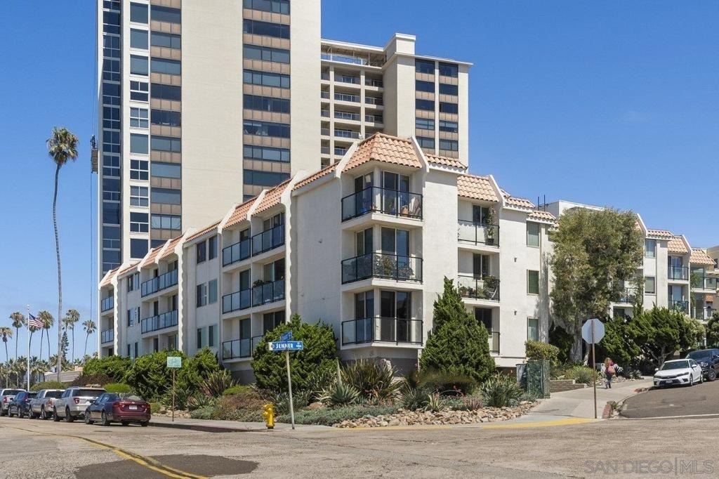909 Coast - Photo 25