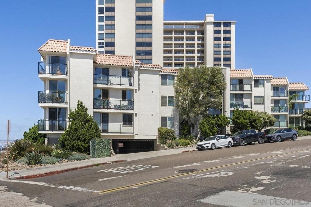 909 Coast - Photo 24