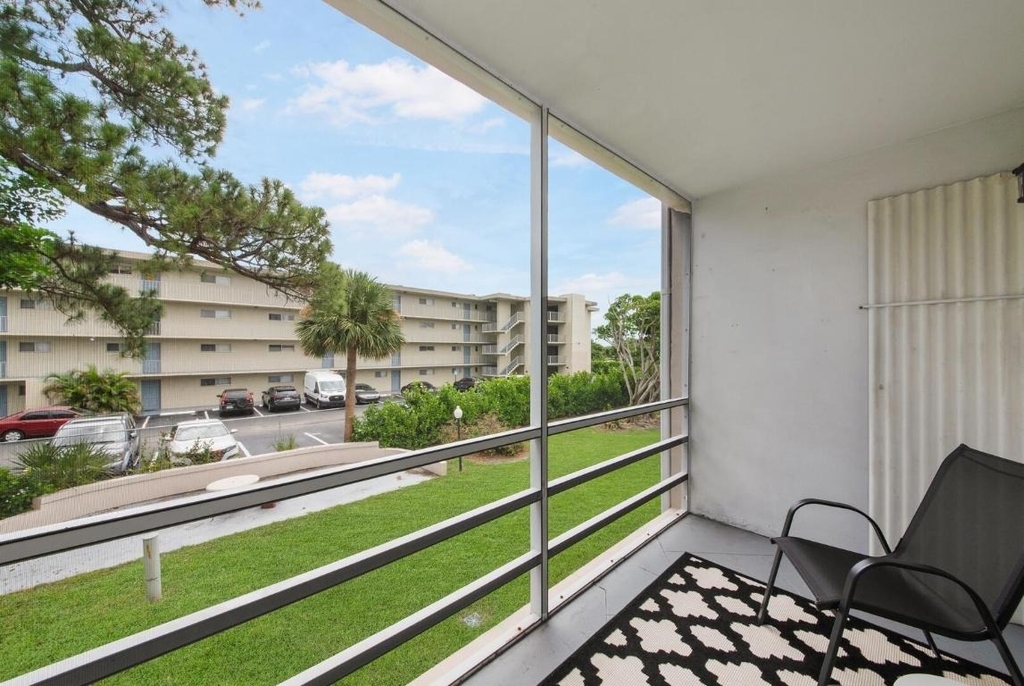 2581 N Garden Drive - Photo 14