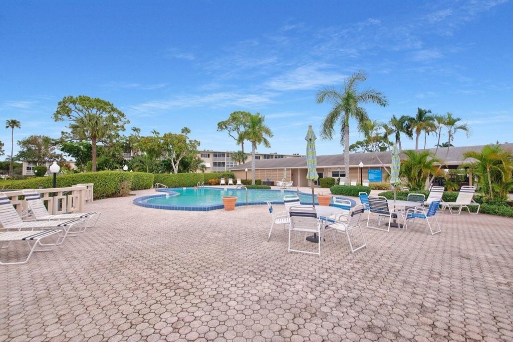 2581 N Garden Drive - Photo 34
